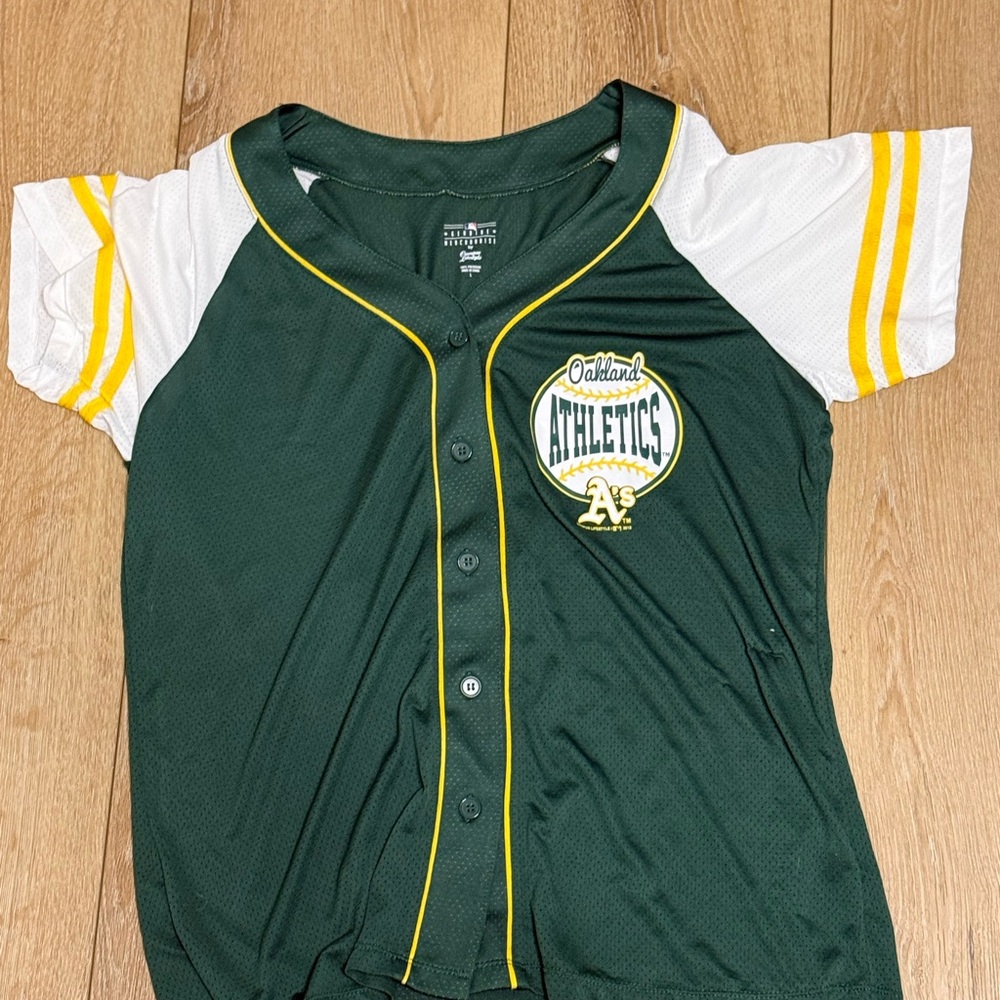 Women’s Oakland A's Green MLB Genuine Merchandise Jersey Large